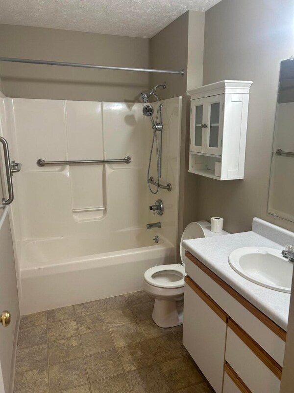 Building Photo - 607 Trinity Dr