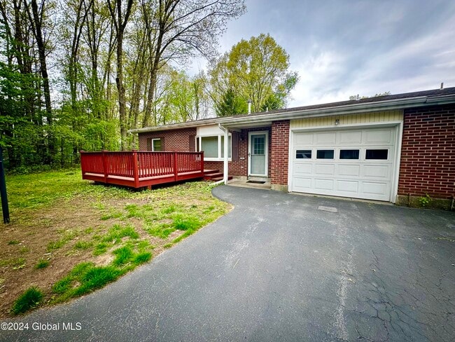 Building Photo - 3A Lacosta Dr