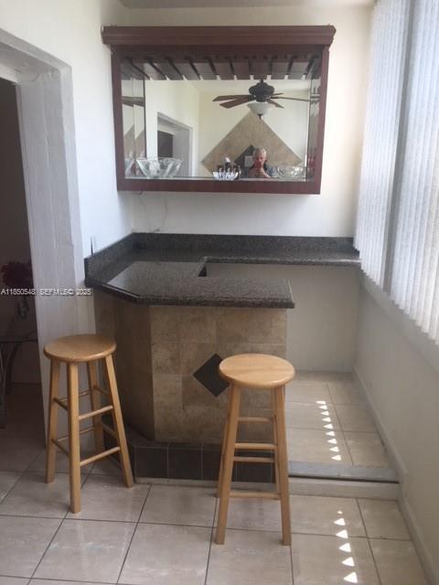 Building Photo - 232 NE 12th Ave