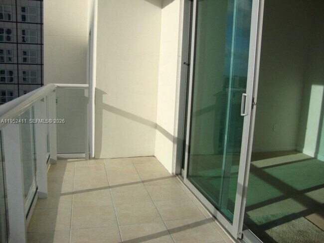 Building Photo - 300 S Biscayne Blvd