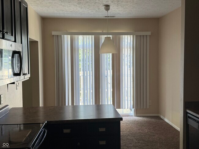 Building Photo - 2424 Boyer Ln