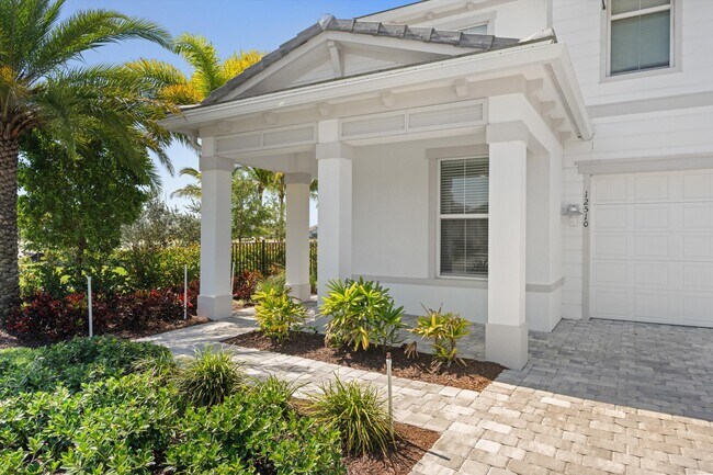 Building Photo - 12510 Triumph Ln