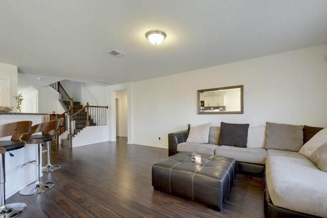 Building Photo - 900 Oatmeal Drive