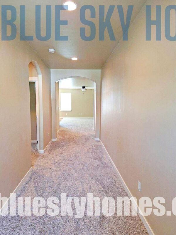 Building Photo - 11633 Baserri Dr