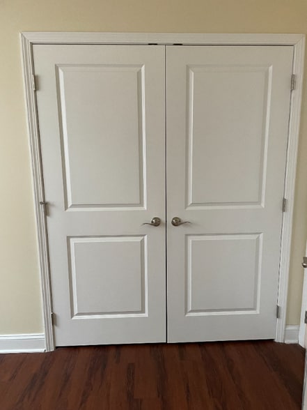 Building Photo - 502 Dickinson St