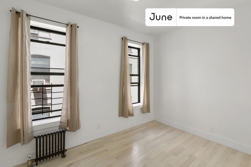 Primary Photo - Room in Shared 4 bed/2 bath home