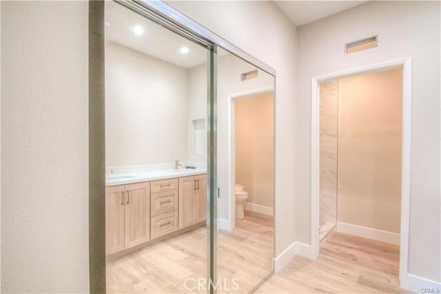 Building Photo - 18534 Laurelbrook Cir