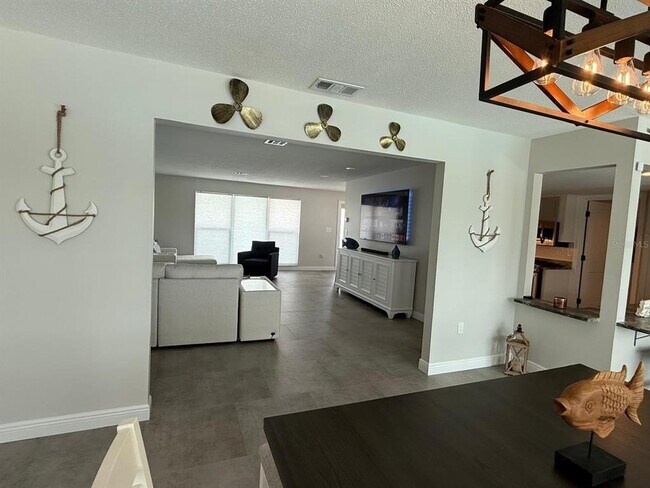 Building Photo - 1425 Appian Dr