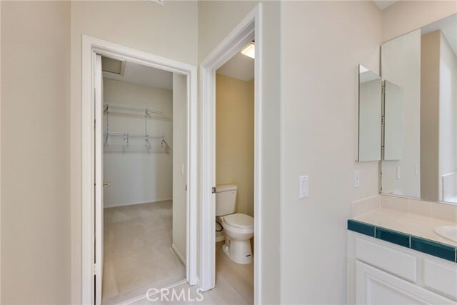 Building Photo - 308 S San Vicente Ln