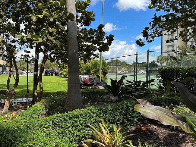 Building Photo - 801 NW 47th Ave