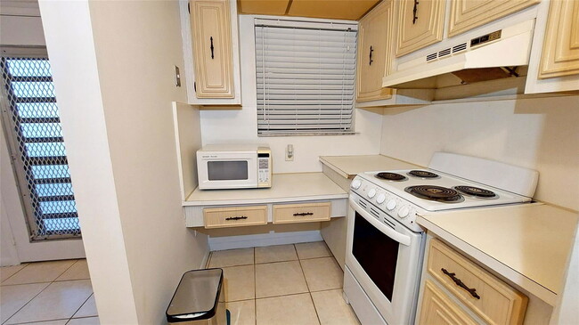 Building Photo - 367 S Federal Hwy