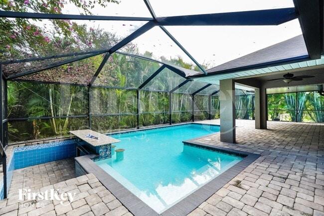 Building Photo - 419 Conlee St