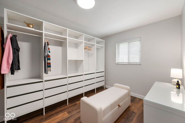 Building Photo - 66 Sherman Dr