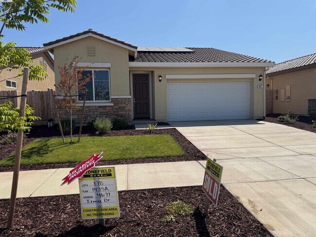 Building Photo - 4671 Irma Dr