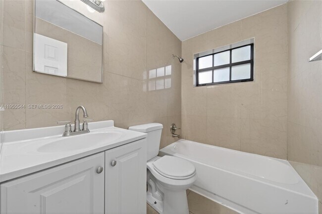 Building Photo - 36 NE 64th Terrace