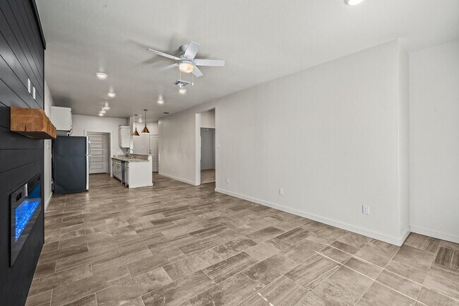 Building Photo - 1129 N 7th St