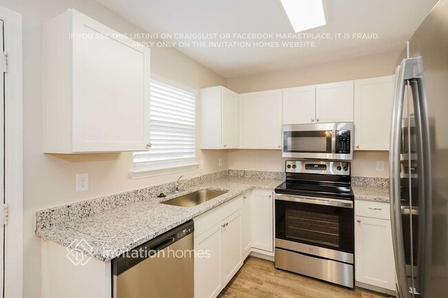 Building Photo - 347 Bonita Pkwy