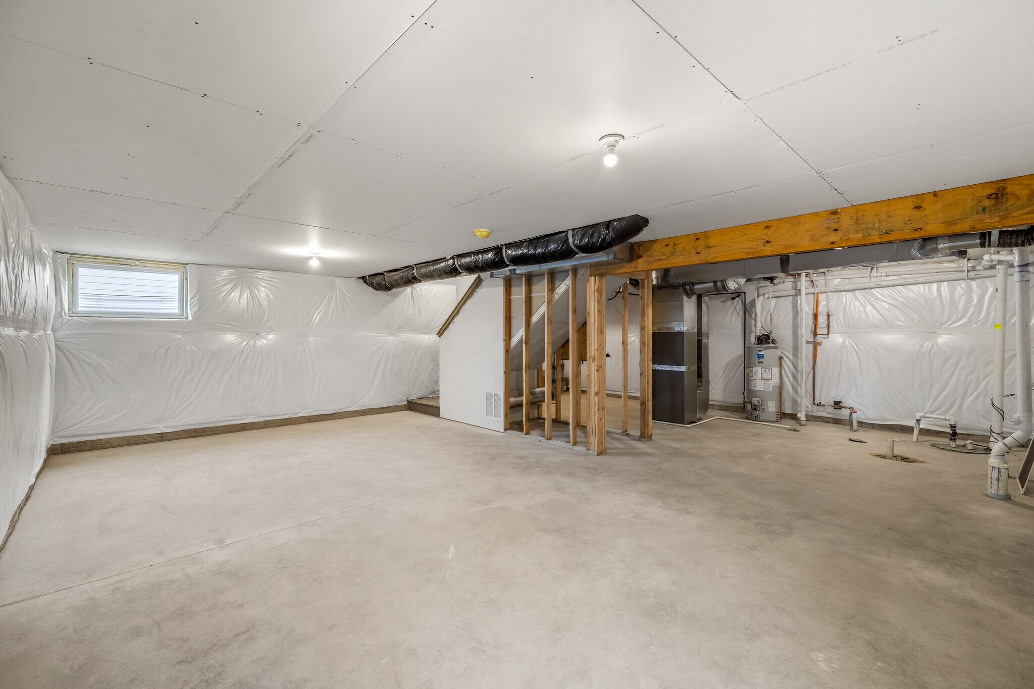 Building Photo - 2395 Emma Ave