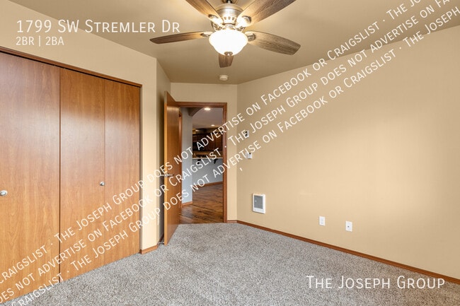 Building Photo - 1799 Stremler Dr