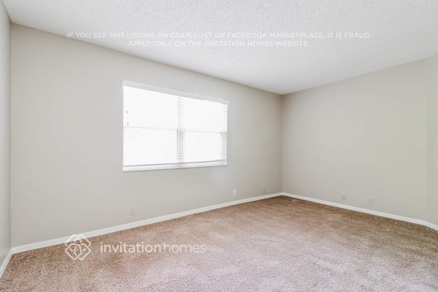 Building Photo - 9056 Quail Creek Dr