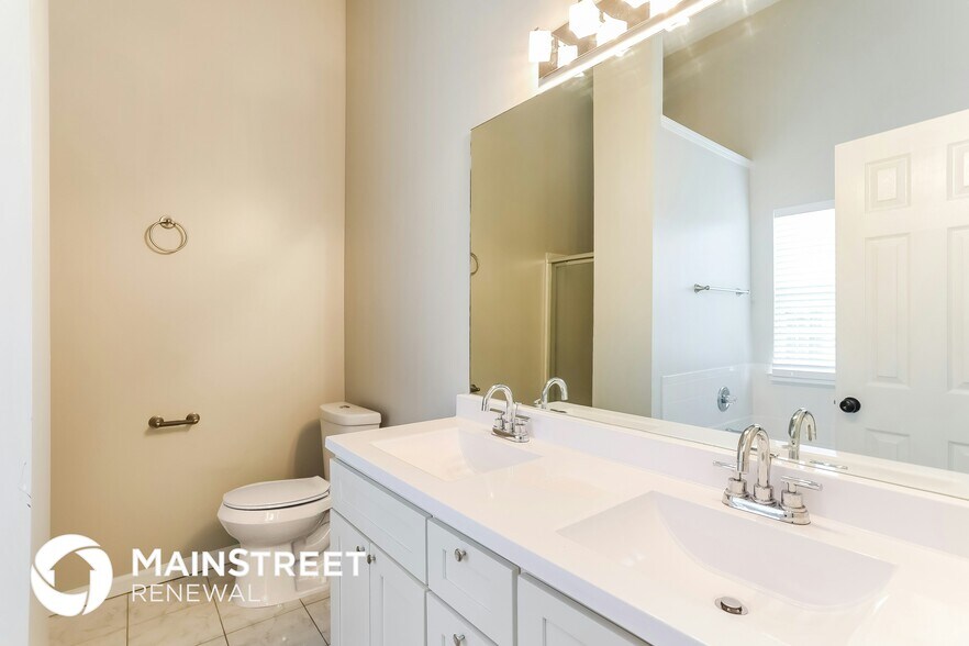 Building Photo - 4630 Thermal Ct