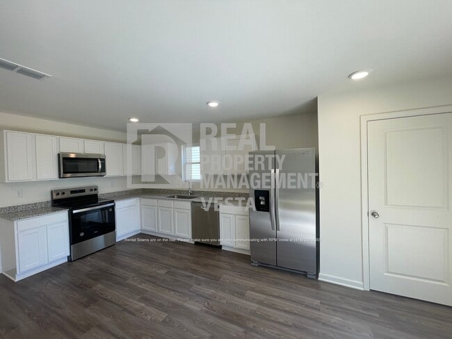 Building Photo - 134 Price Ml Trl