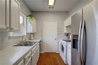 Building Photo - 4500 Silverstone Dr