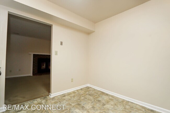 Building Photo - 3 br, 2.5 bath House - 76 Charles Parish