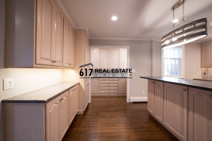 Building Photo - 40 Puddingstone Ln