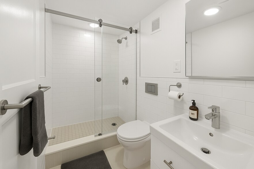 Building Photo - 337 E 41st St