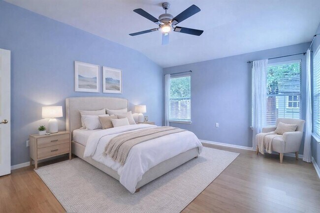 Building Photo - 1100 Emmitt Run