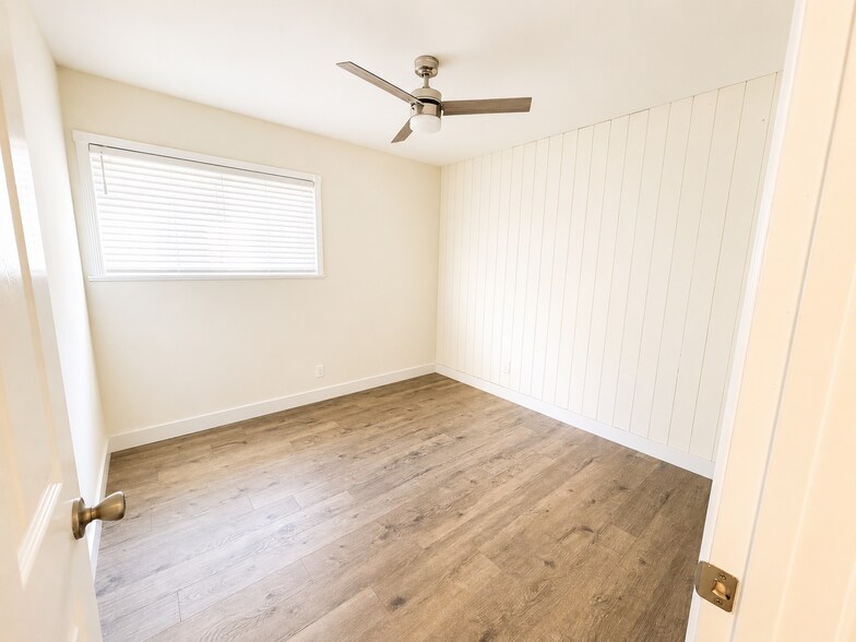 Building Photo - 30020 Santa Cecilia Dr