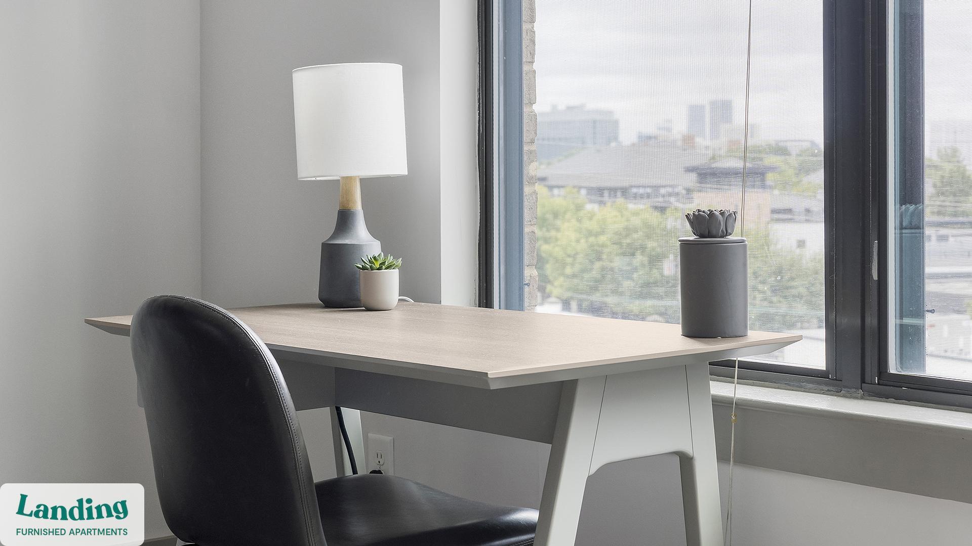 Building Photo - 930 Howell Mill Rd NW