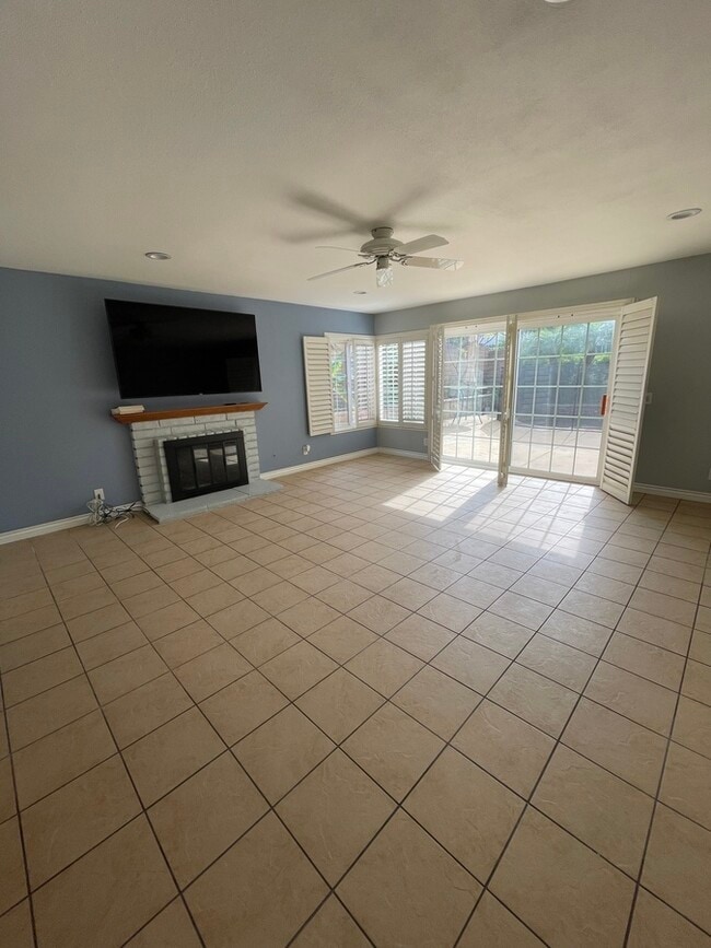 Building Photo - 1245 Tierra Luna