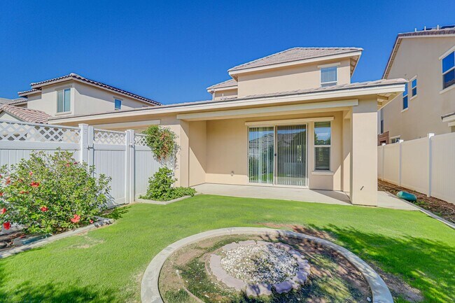 Building Photo - Wonderful Belcourt Community!!!