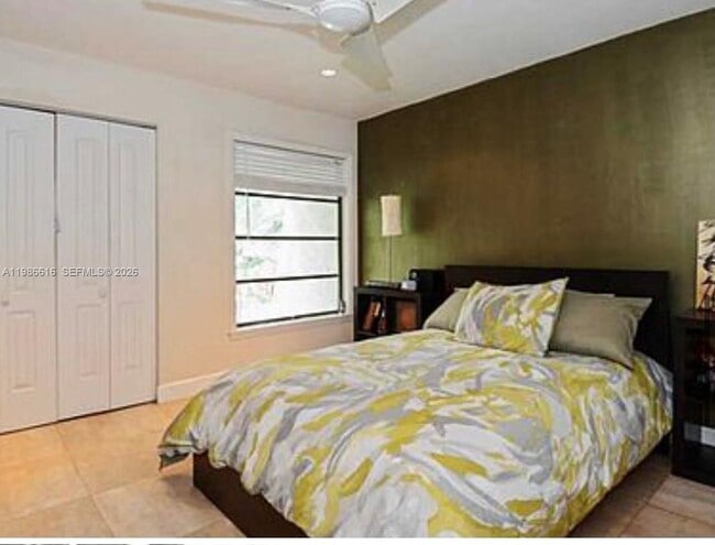 Building Photo - 2991 Lakewood Ln