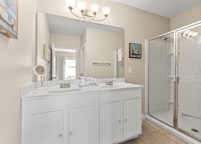 Building Photo - 4799 Terrasonesta Dr