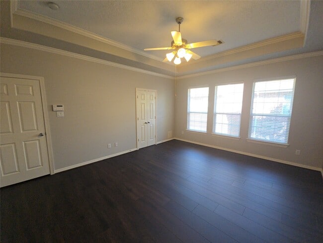 Building Photo - 1515 Olive Park