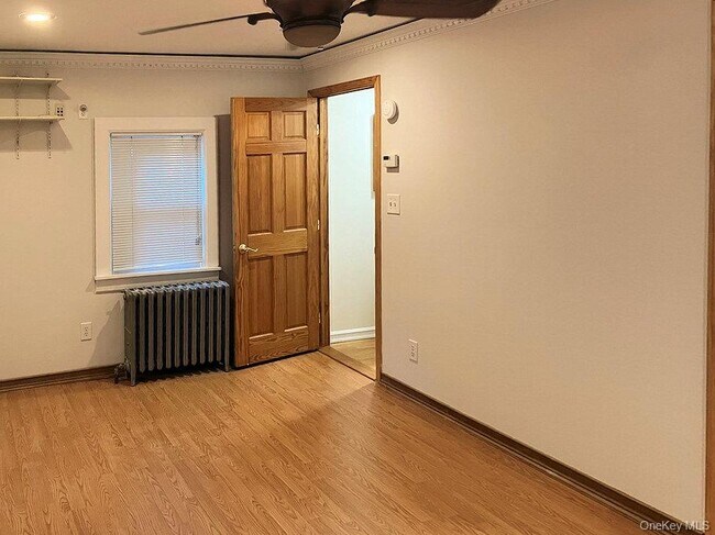 Building Photo - 1 Overlook Dr