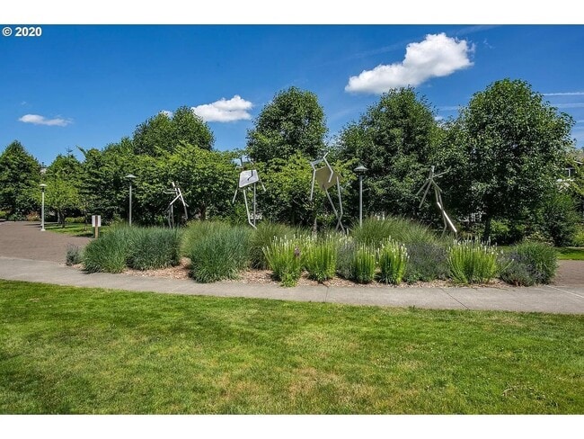 Building Photo - 153 NE Porto Way