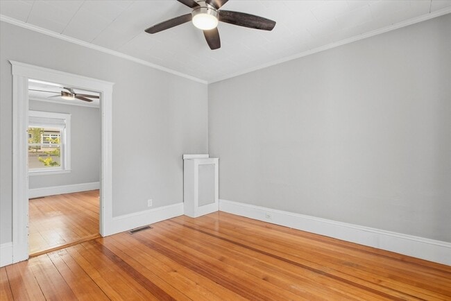 Building Photo - 454 Quarry St