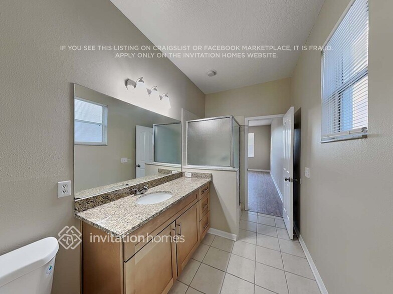 Building Photo - 11133 Golden Silence Dr