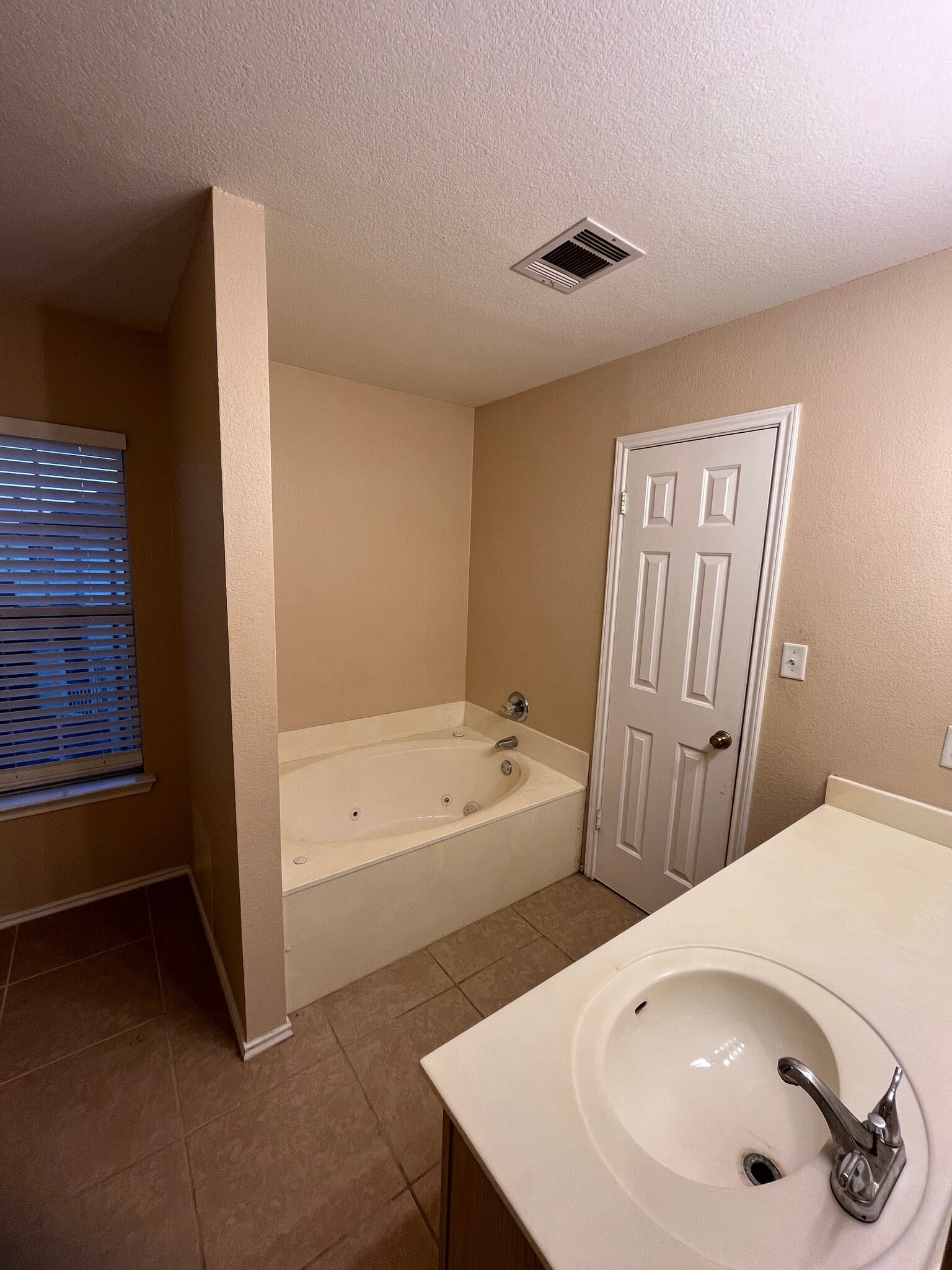 Building Photo - 4406 Cisco Valley Dr