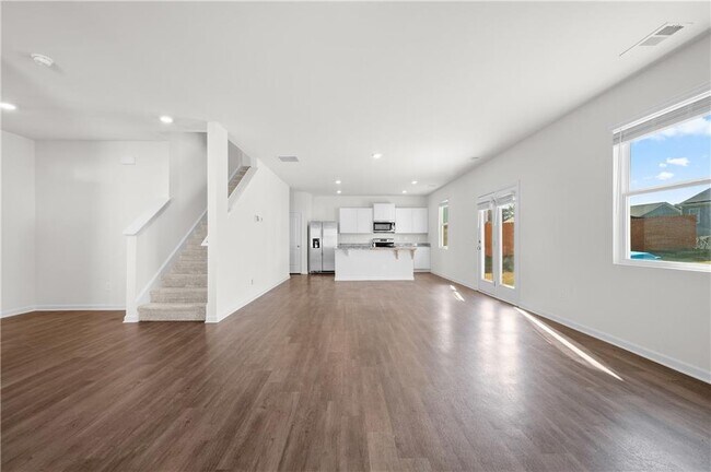 Building Photo - 63 Walnut Grv Wy