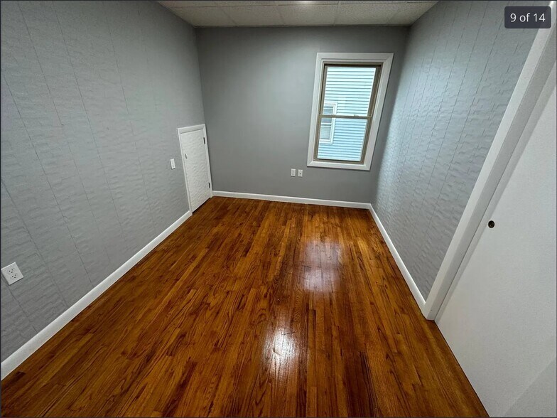 Building Photo - 67 Boutwell St