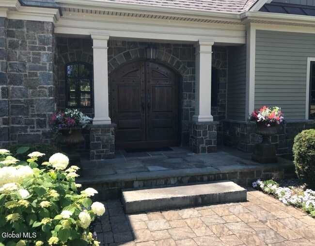 Building Photo - 106 Greenfield Ave