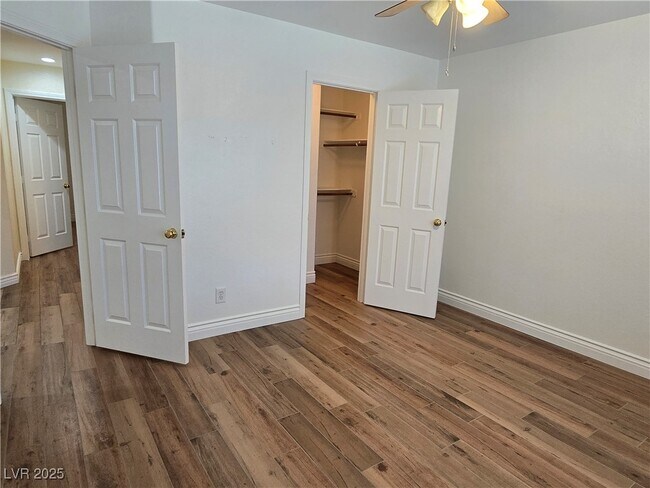 Building Photo - 221 Palmarosa St