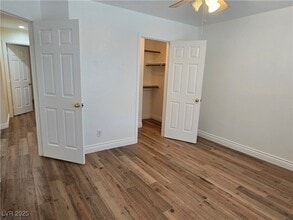 Building Photo - 221 Palmarosa St
