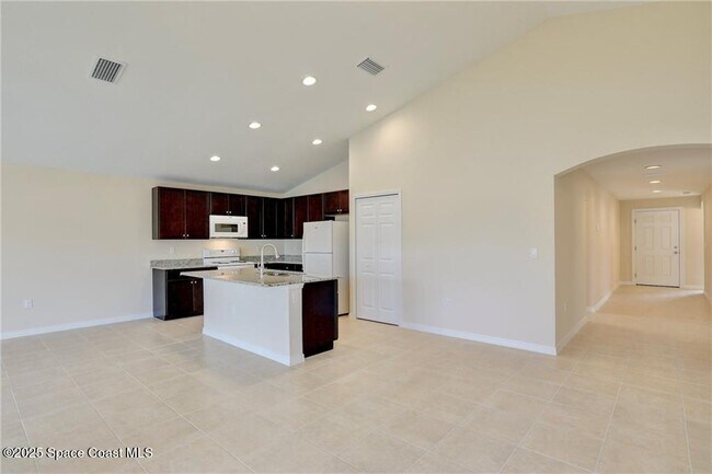 Building Photo - 8415 99th Ct