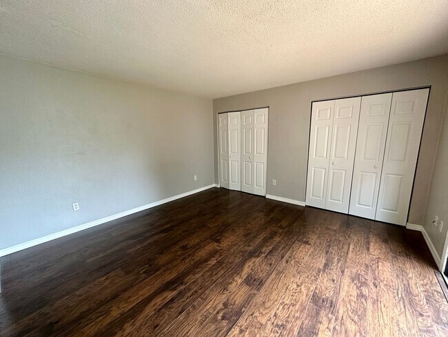 Building Photo - Fully Remodeled 2-Bedroom, 1.5-Bathroom Unit for Lease in Port Orange